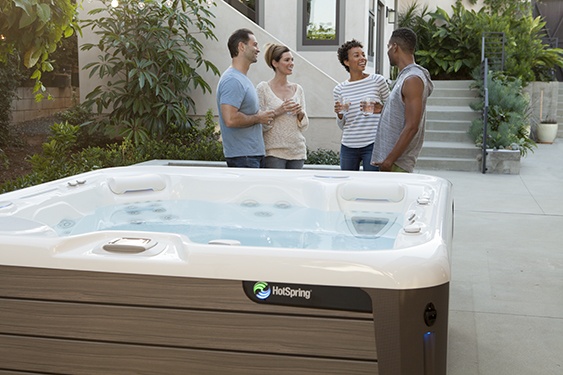 Certaines variables de prix de spa ne sont pas basées sur le modèle de spa que vous sélectionnez. Elles sont plutôt basées sur des considérations géographiques.